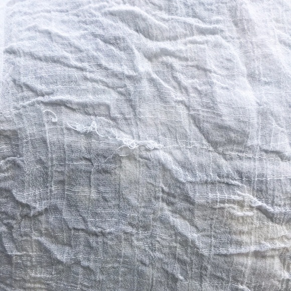 White Ruffled Boho Sleeveless Top - Picture 4 of 4